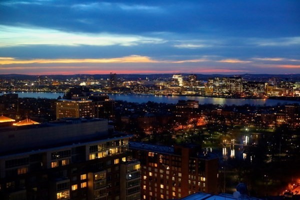 110 Stuart Street, Unit 26F Boston, MA 02116 - Photo 17 of 24 a view of a city