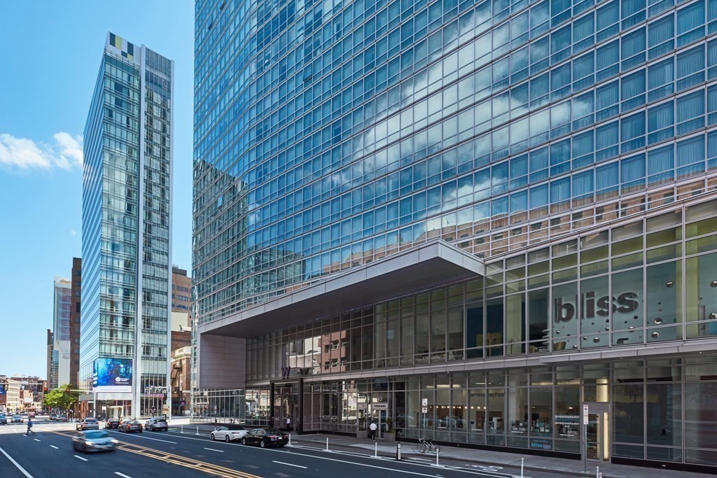 110 Stuart Street, Unit 26F Boston, MA 02116 - Photo 21 of 24 front view of a building with a street