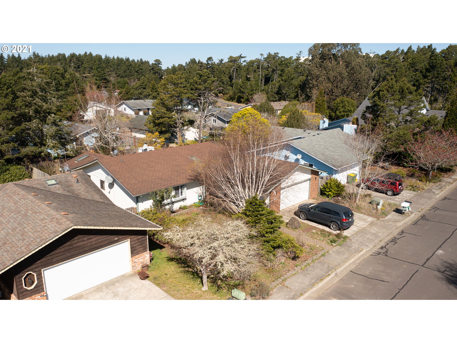 3431 West Myrtle Loop Florence, OR 97439 - Photo 3 of 28 Gallery Image 3