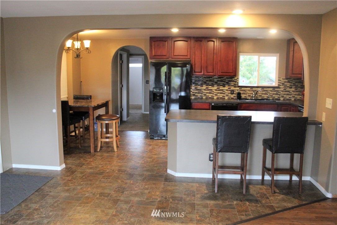 745 East Ridge Drive Omak, WA 98841 - Photo 4 of 30 Gallery Image 4