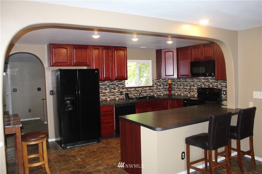 745 East Ridge Drive Omak, WA 98841 - Photo 5 of 30 Gallery Image 5