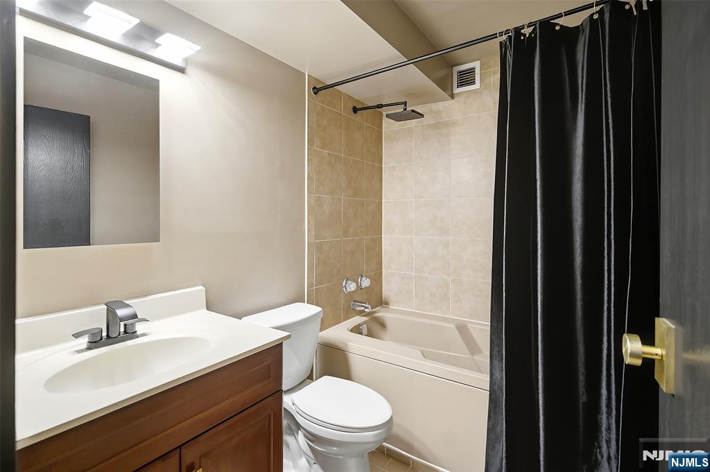 326 Prospect Avenue, Unit 5G Hackensack, NJ 07601 - Photo 15 of 24