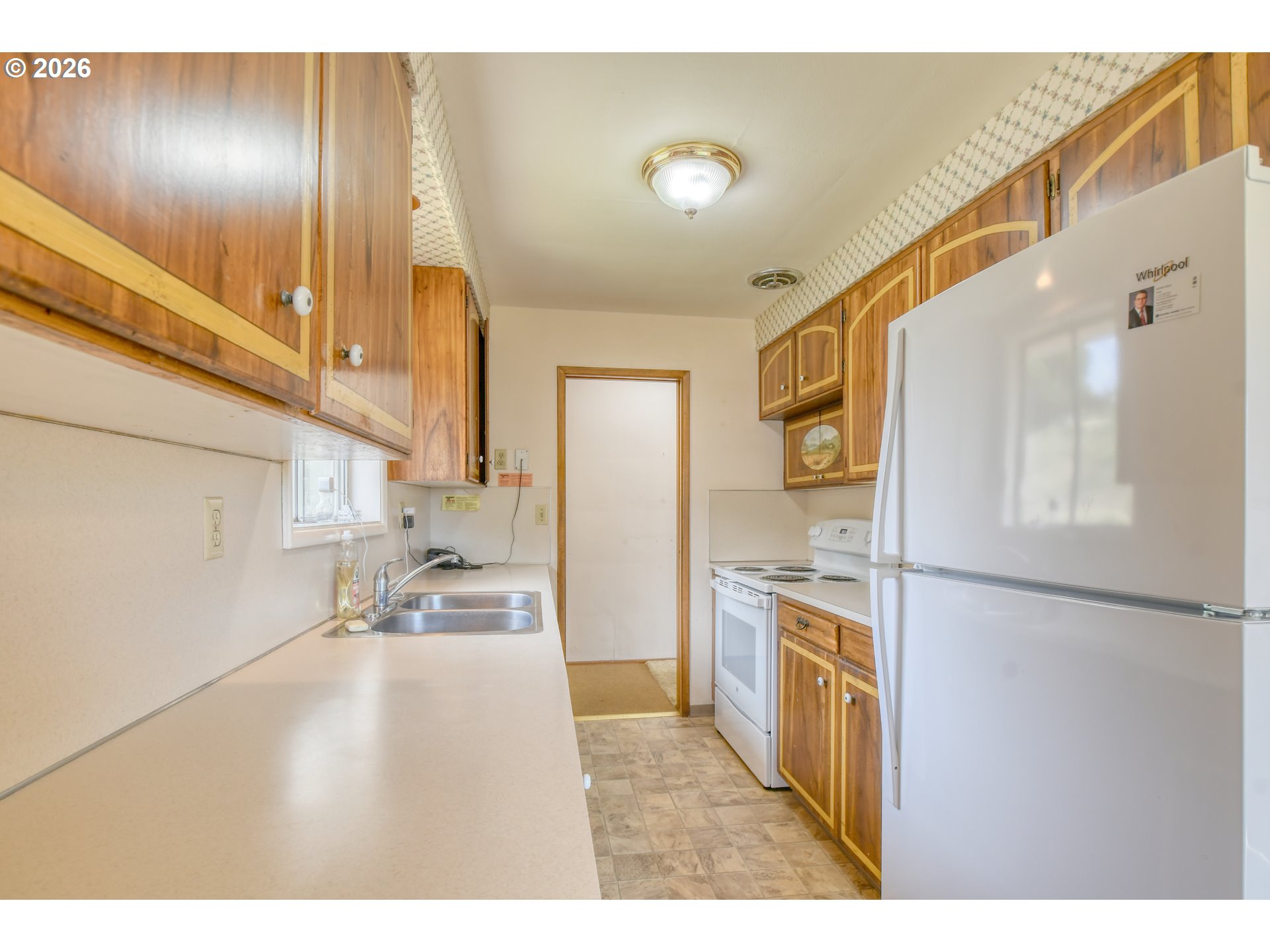 615 Southwest Isaac Lane Pendleton, OR 97801 - Photo 10 of 41