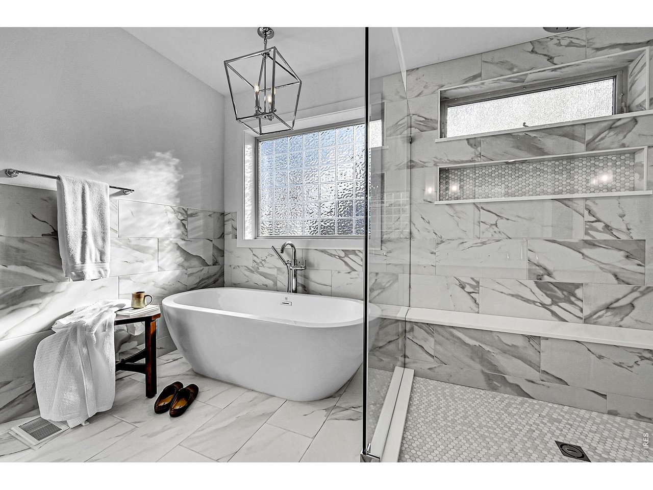 6582 Rookery Road Fort Collins, CO 80528 - Photo 23 of 50 Primary bathroom