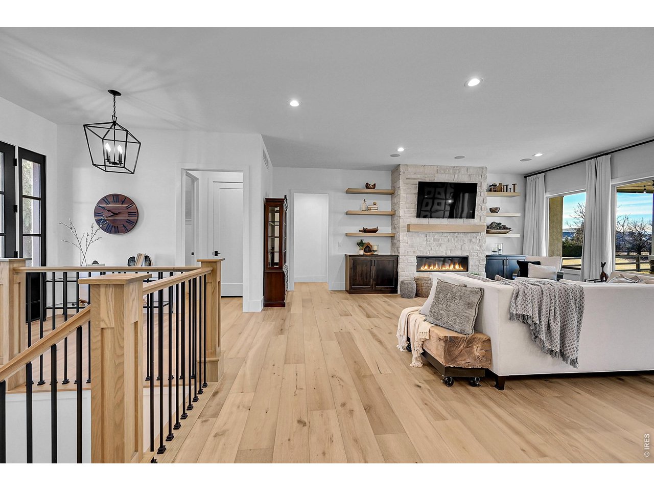 6582 Rookery Road Fort Collins, CO 80528 - Photo 3 of 50 Open and light living room