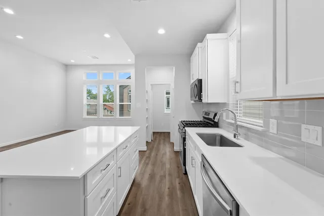 $579,990 | 2110 Dewalt Street, Unit HG, Houston, TX 77088