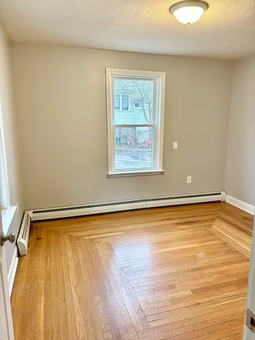 $2,600 | 11 Varney Street, Unit 1, Salem, MA 01970