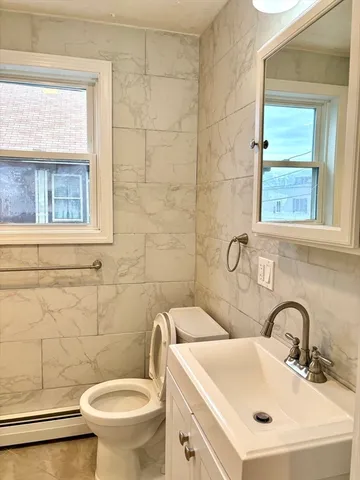 $2,600 | 11 Varney Street, Unit 1, Salem, MA 01970