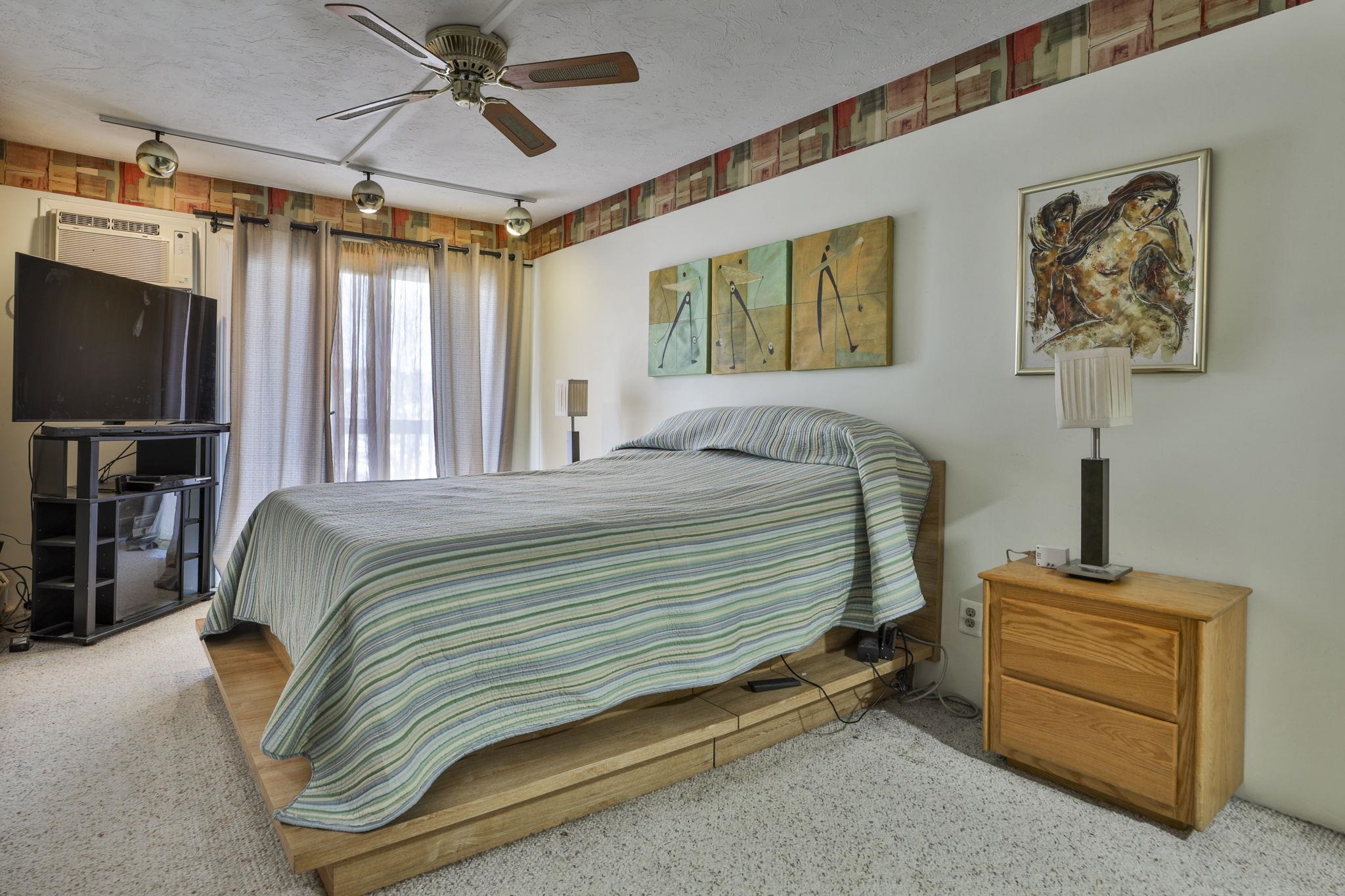 210 Brook Village Road, Unit 26 Nashua, NH 03062 - Photo 24 of 27