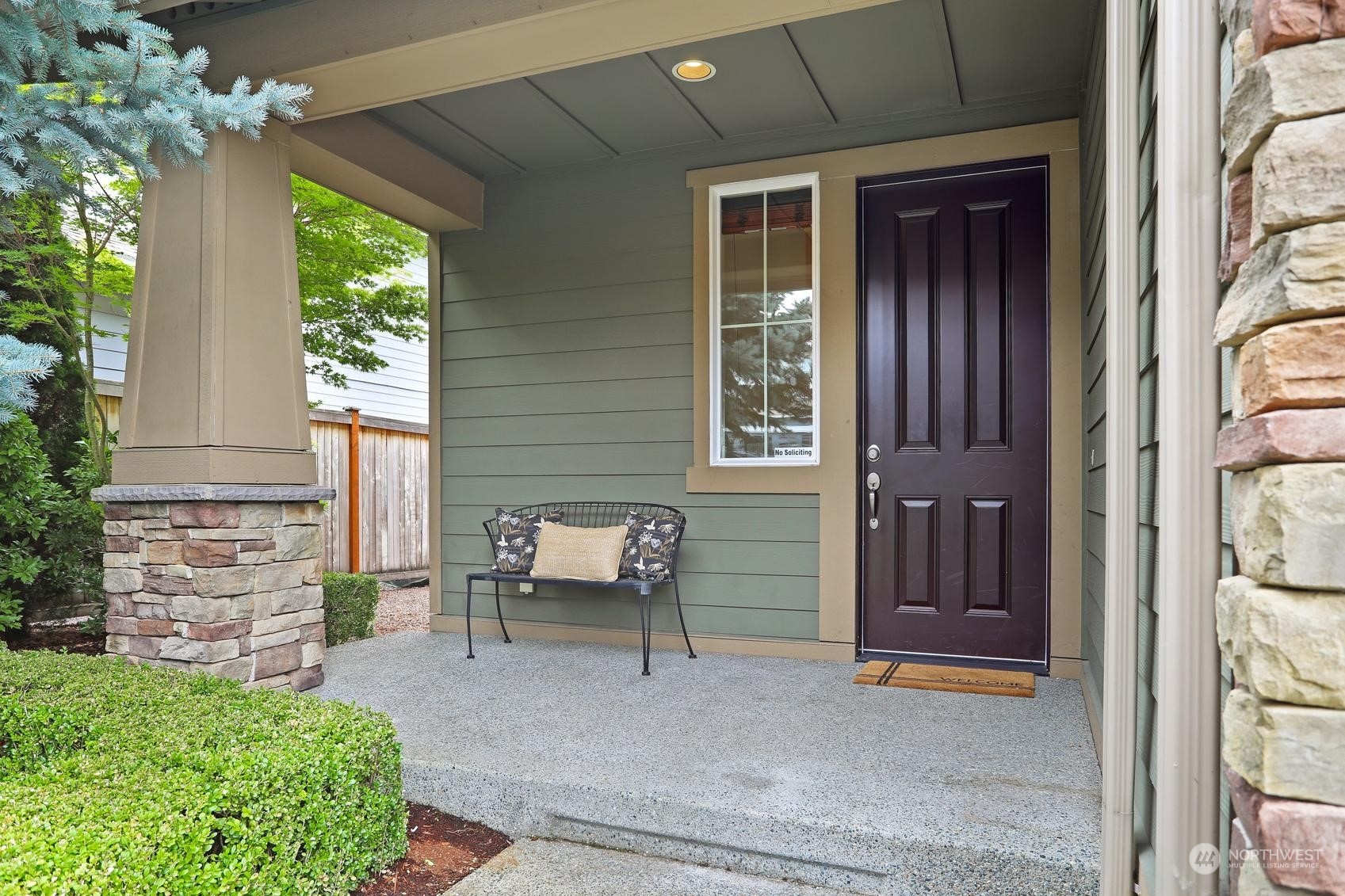 6215 Northeast 1st Street Renton, WA 98059 - Photo 3 of 37 Gallery Image 3