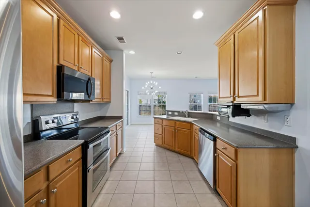 $459,999 | 7326 Kestrel Trail, Hanahan, SC 29410