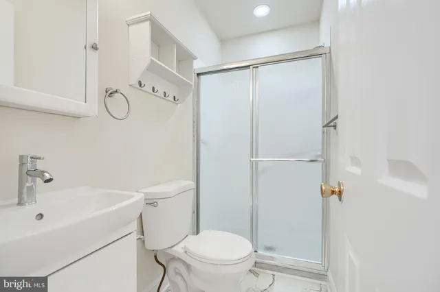 $1,500 | 698 Washington Boulevard, Baltimore, MD 21230