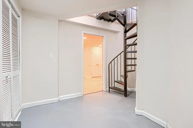 $1,500 | 698 Washington Boulevard, Baltimore, MD 21230