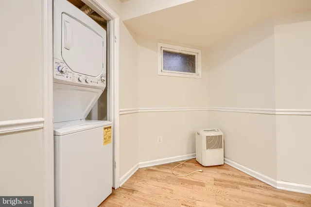 $1,500 | 698 Washington Boulevard, Baltimore, MD 21230