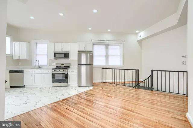 $1,500 | 698 Washington Boulevard, Baltimore, MD 21230