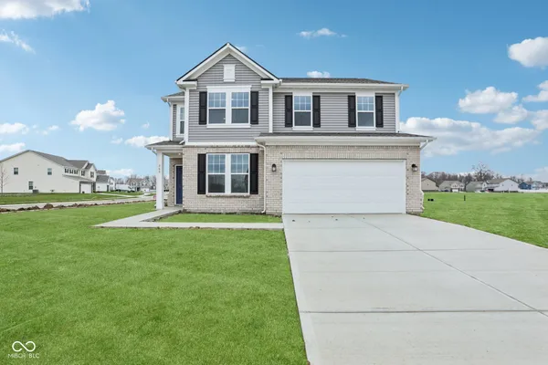 $369,999 | 260 Commodore Drive, Pittsboro, IN 46167