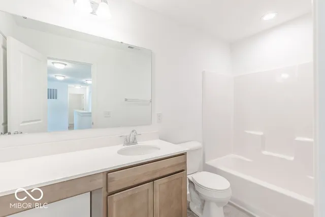 $374,999 | 260 Commodore Drive, Pittsboro, IN 46167