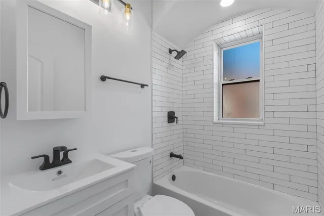 $325,000 | 7736 West Ranken Avenue, Richmond Heights, MO 63117