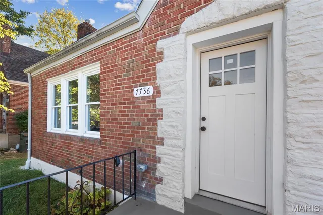 $325,000 | 7736 West Ranken Avenue, Richmond Heights, MO 63117