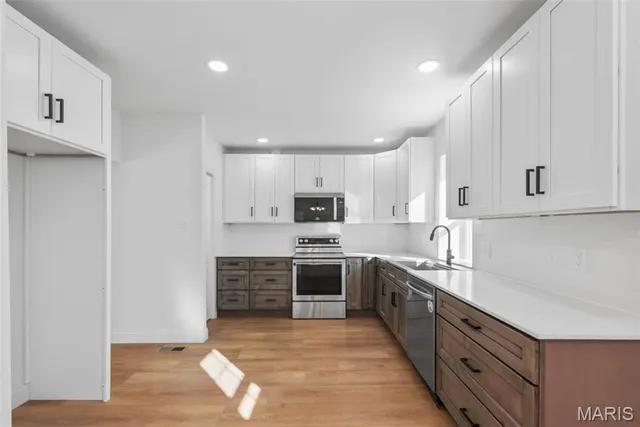 $325,000 | 7736 West Ranken Avenue, Richmond Heights, MO 63117