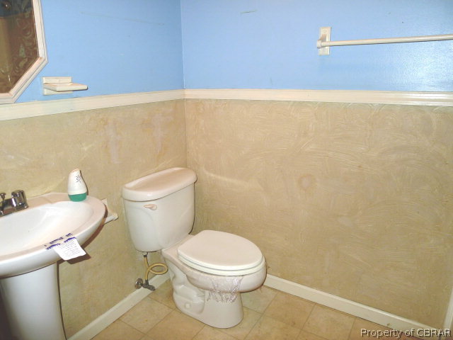 9329 Marlfield Road Gloucester, VA 23061 - Photo 9 of 10