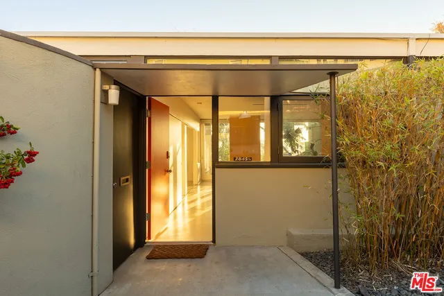 $1,595,000 | 2845 1/2 Avenel Street, Los Angeles, CA 90039