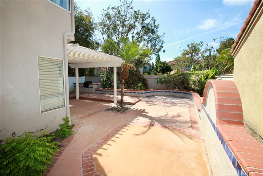 6 Del Azul Irvine, CA 92614 - Photo 19 of 28
