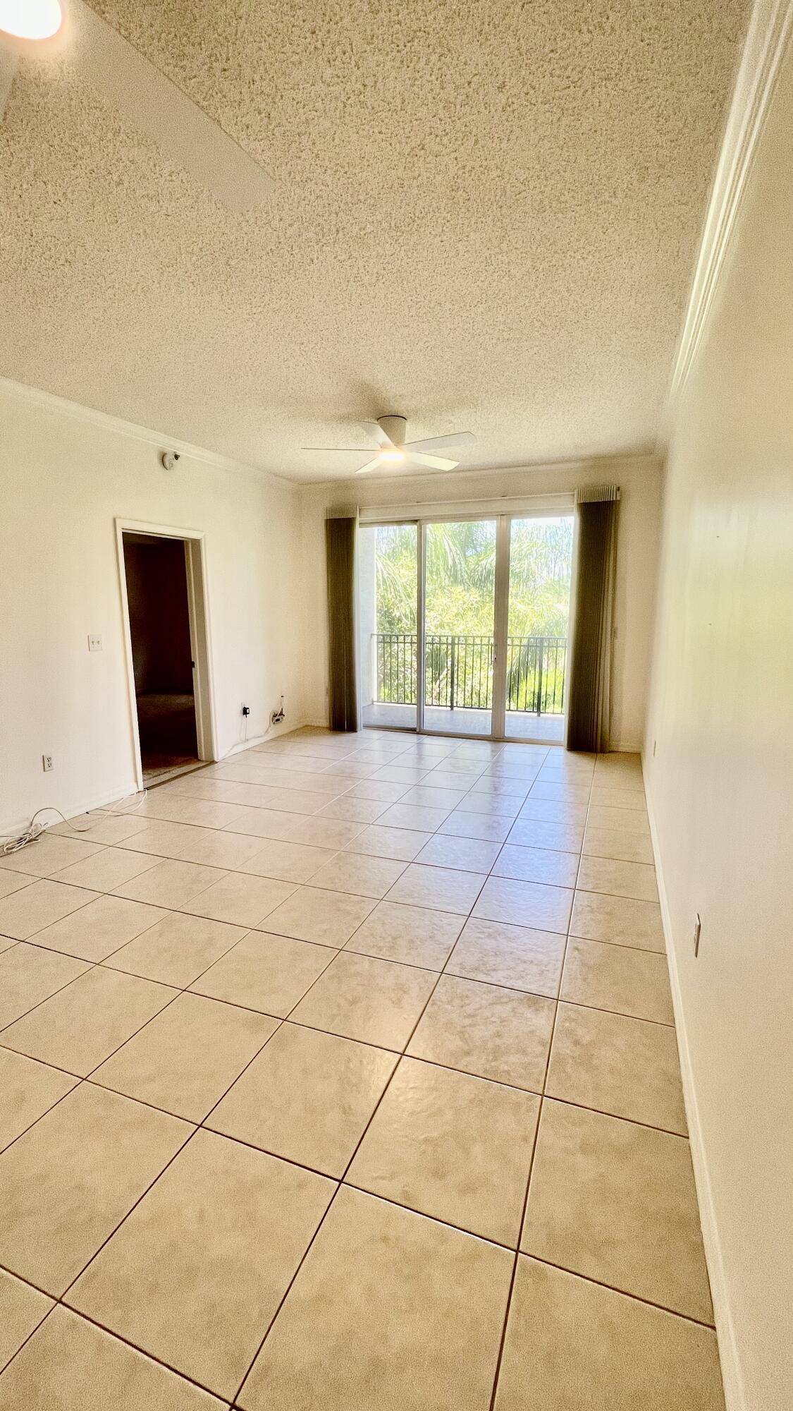26 Royal Palm Way, Unit 302 Boca Raton, FL 33432 - Photo 10 of 25 IMG_0952