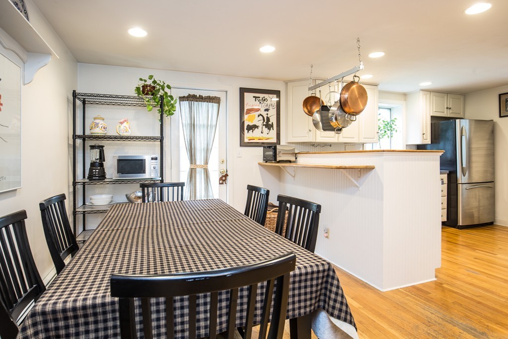699 Bay Road Hamilton, MA 01982 - Photo 11 of 30
