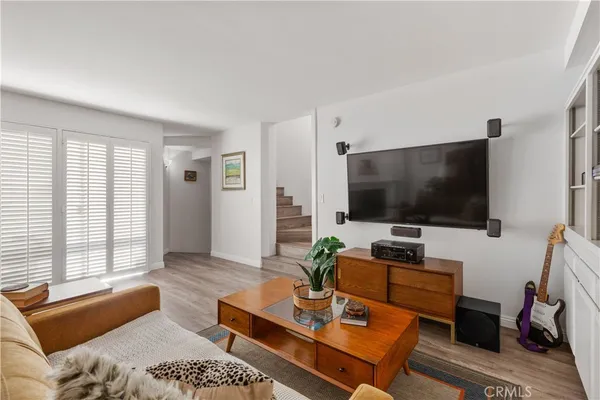$629,000 | 2601 East 19th Street, Unit 4, Signal Hill, CA 90755