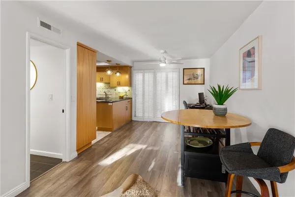 $629,000 | 2601 East 19th Street, Unit 4, Signal Hill, CA 90755