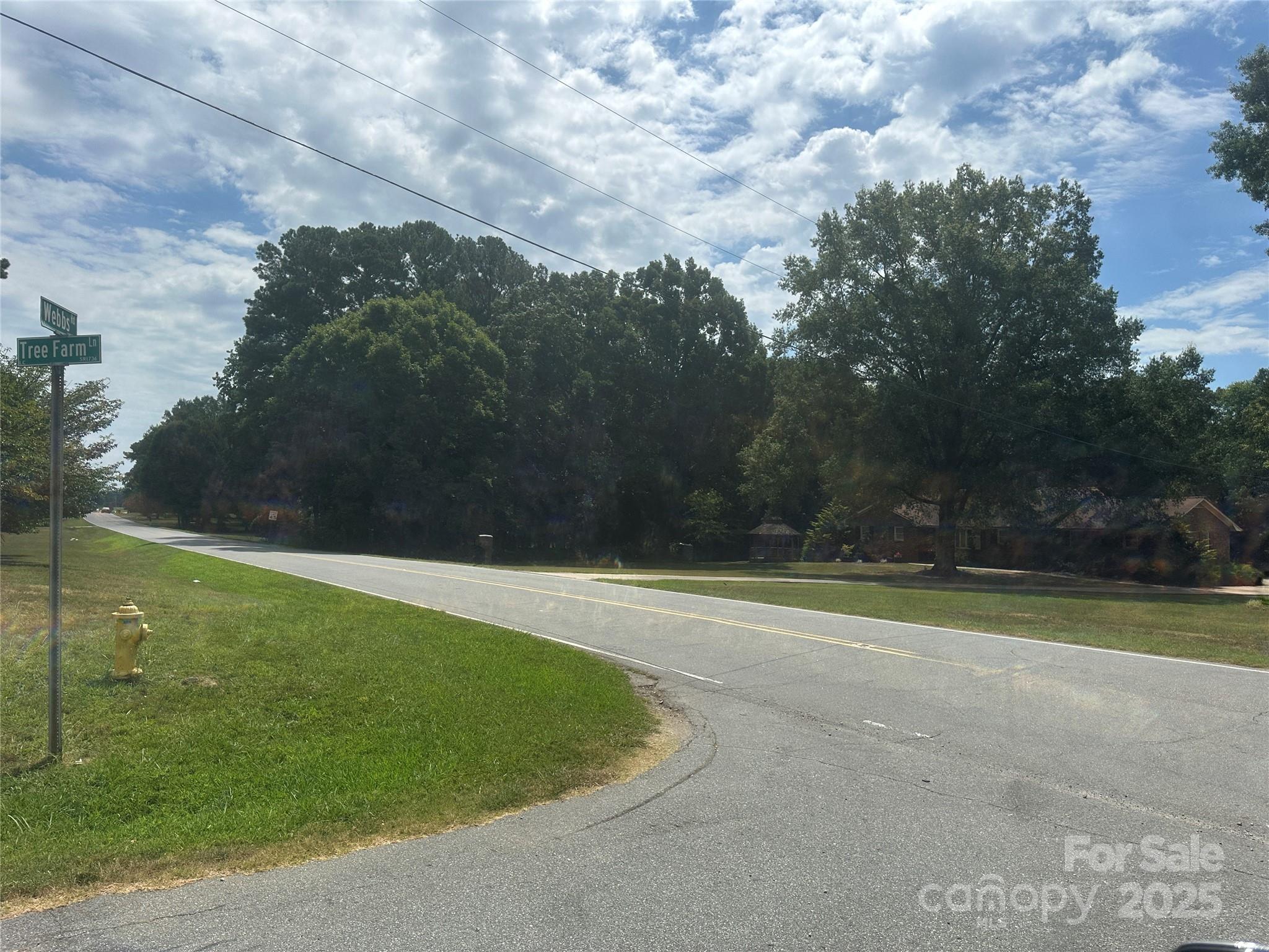 0 Webbs Road Denver, NC 28037 - Photo 5 of 8 a view of a basket ball ground