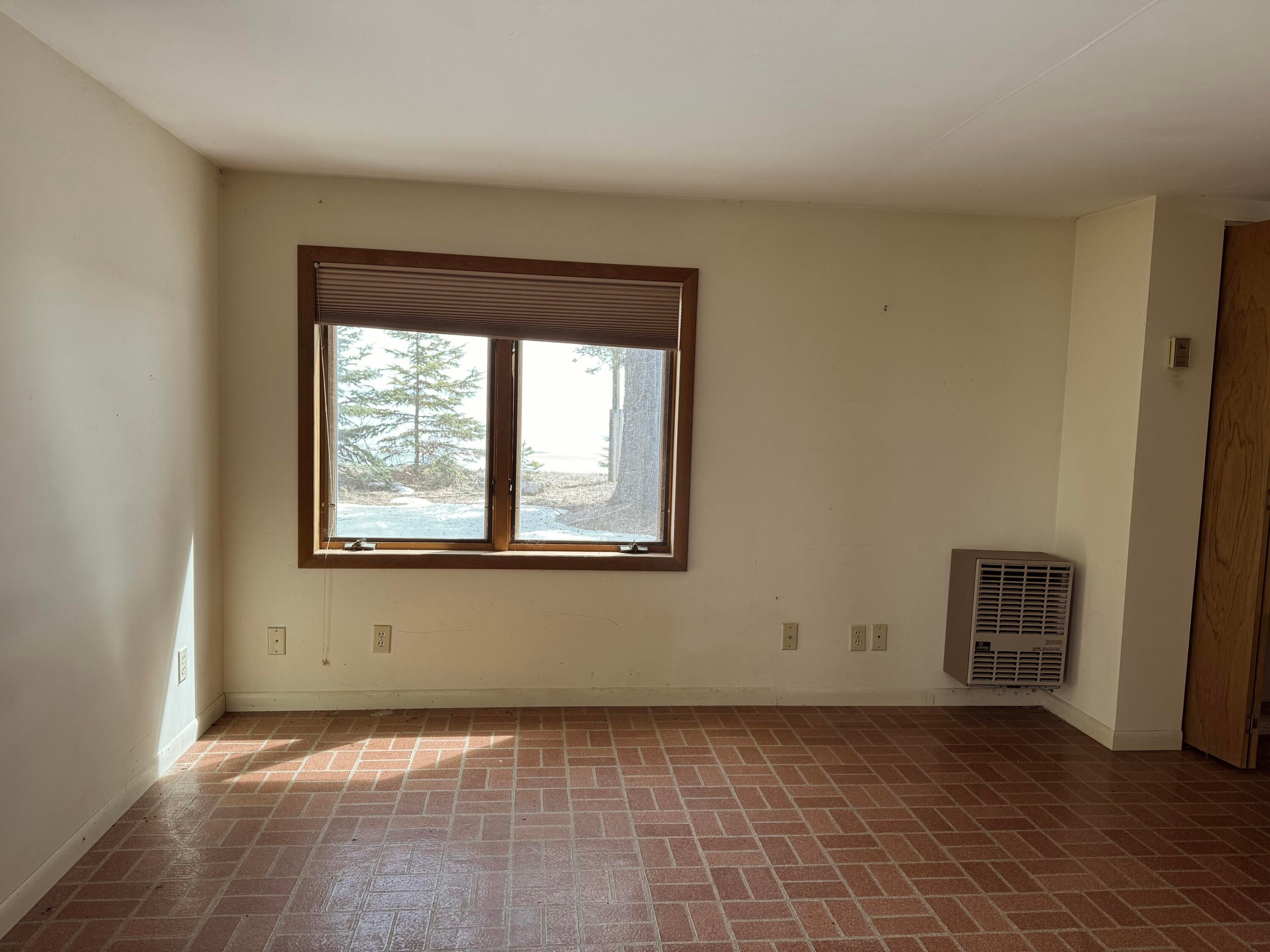 9948 North Whitefish Point Road Paradise, MI 49768 - Photo 20 of 37 Gallery Image 20