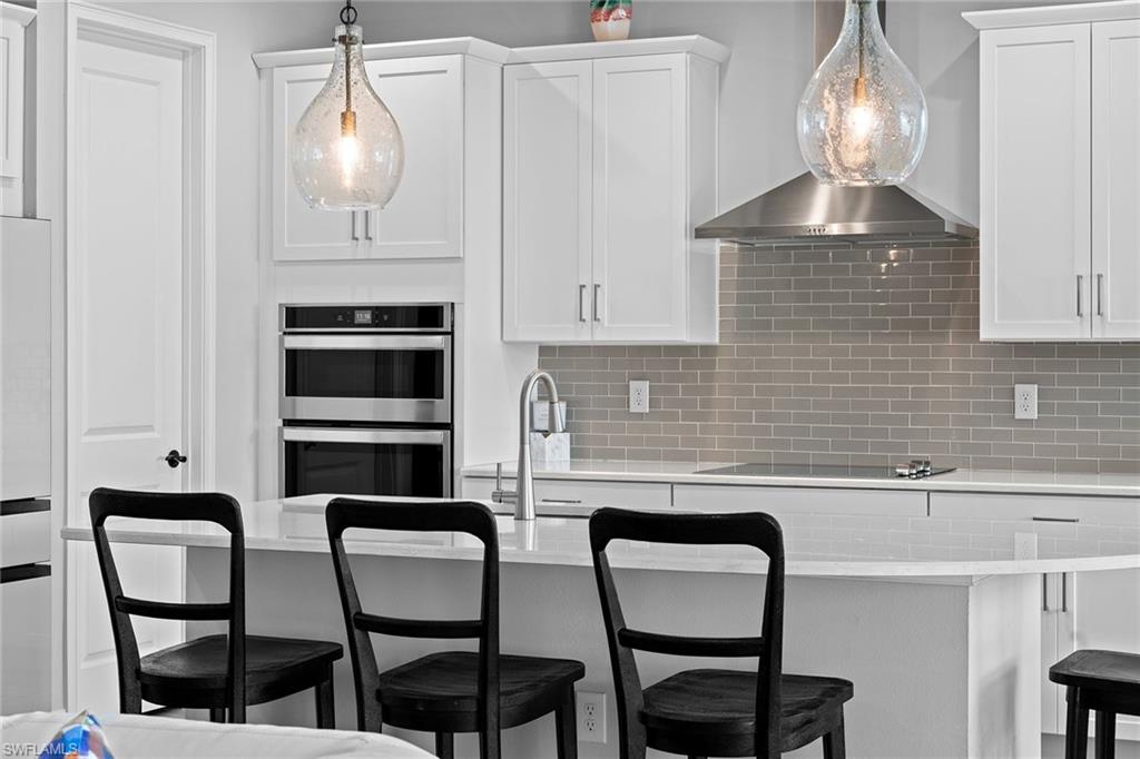 4688 Arboretum Circle, Unit 201 Naples, FL 34112 - Photo 18 of 44