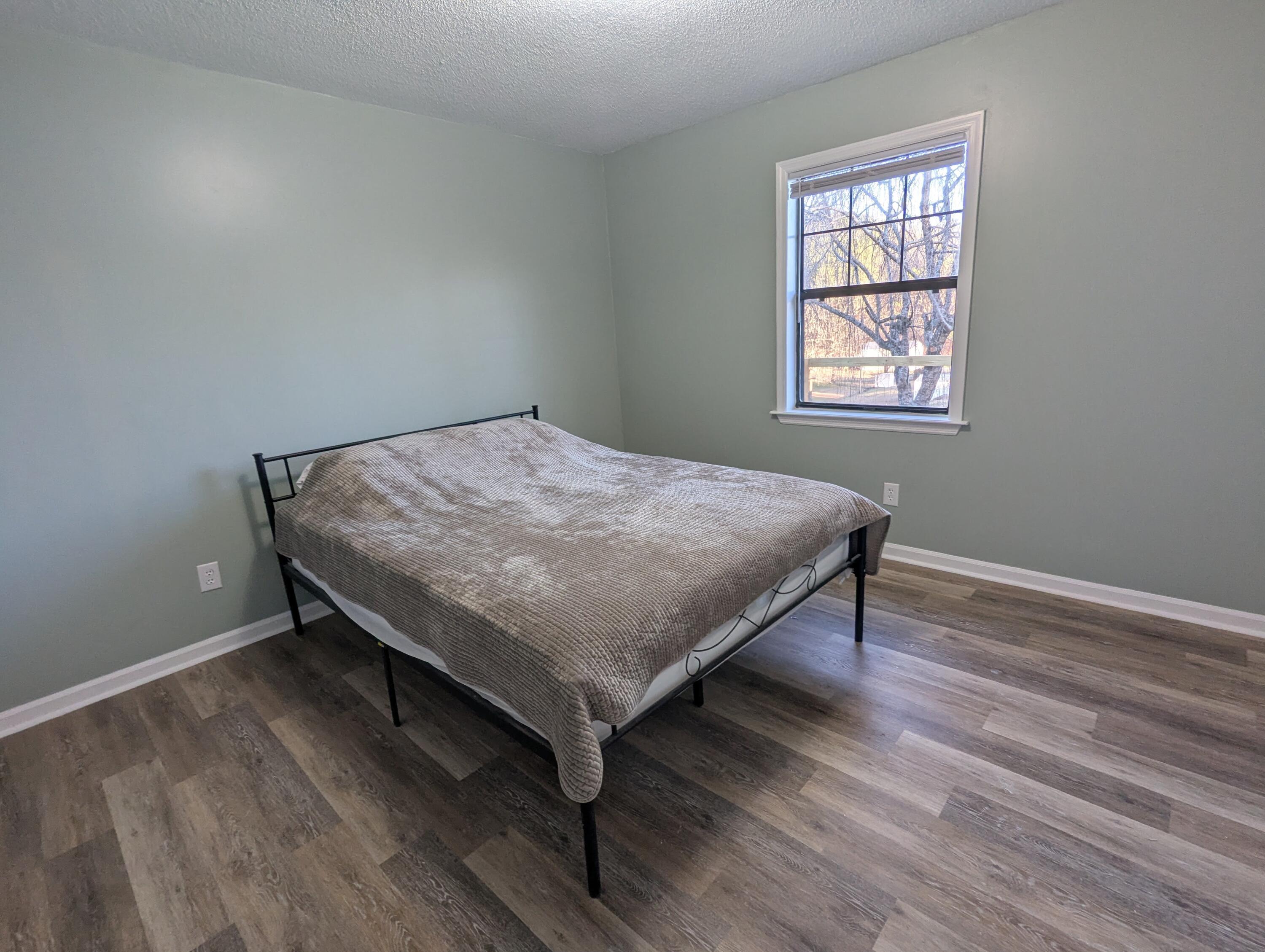 7207 A Moses Road Hixson, TN 37343 - Photo 18 of 31 PXL_20251231_214231822.MP