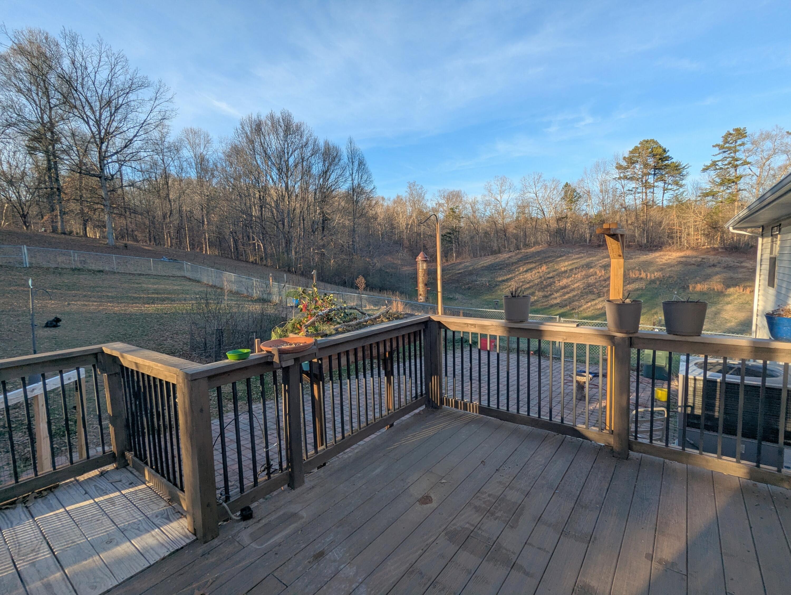 7207 A Moses Road Hixson, TN 37343 - Photo 27 of 31 PXL_20251231_213021086.MP~2