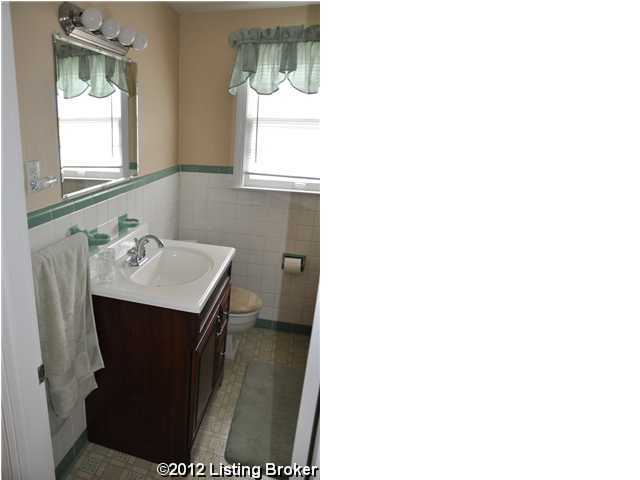 213 Bramton Road Louisville, KY 40207 - Photo 13 of 24 Additional Photo