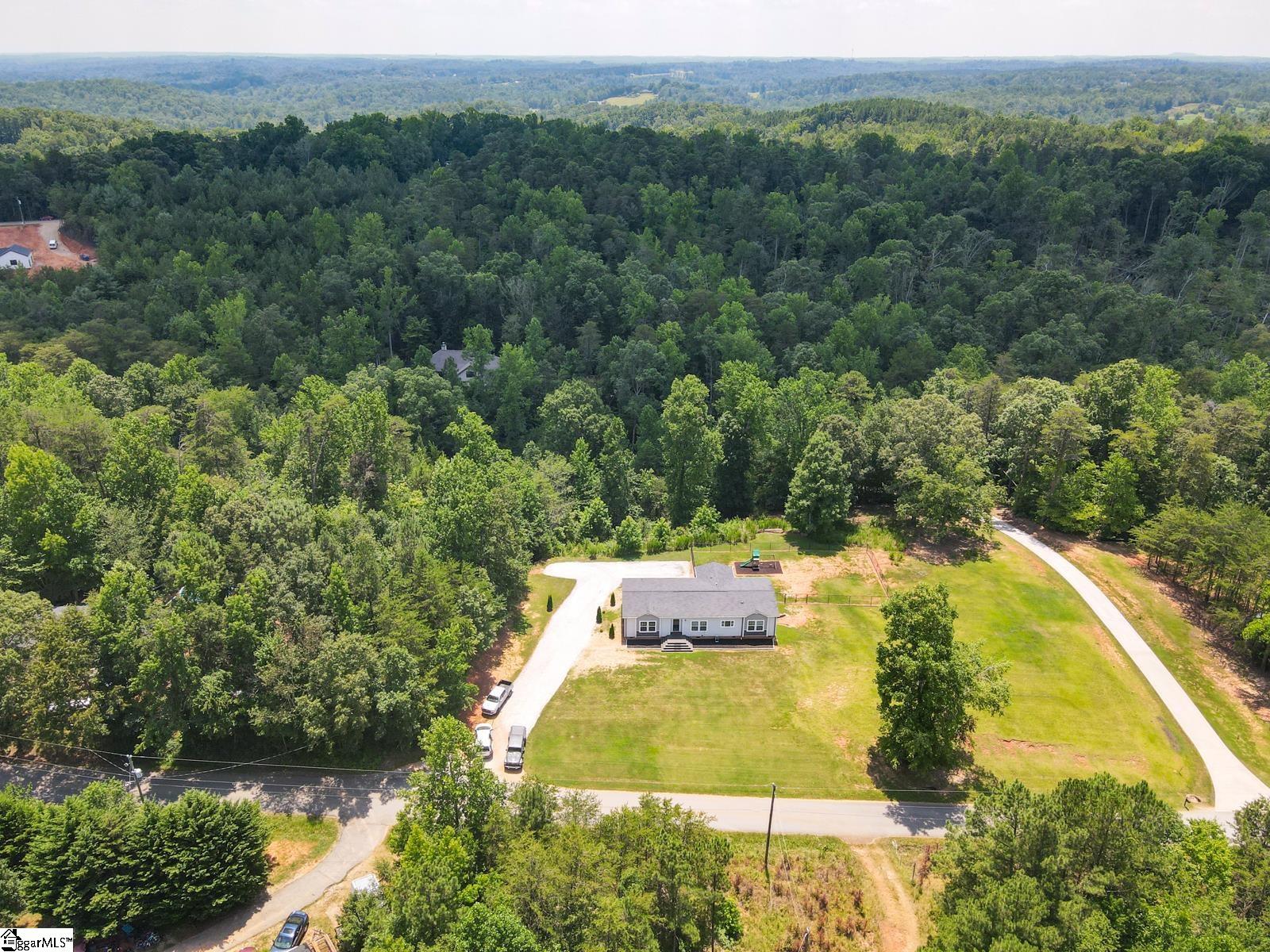 39 Gibson Road Greenville, SC 29617 - Photo 24 of 25 Gallery Image 24