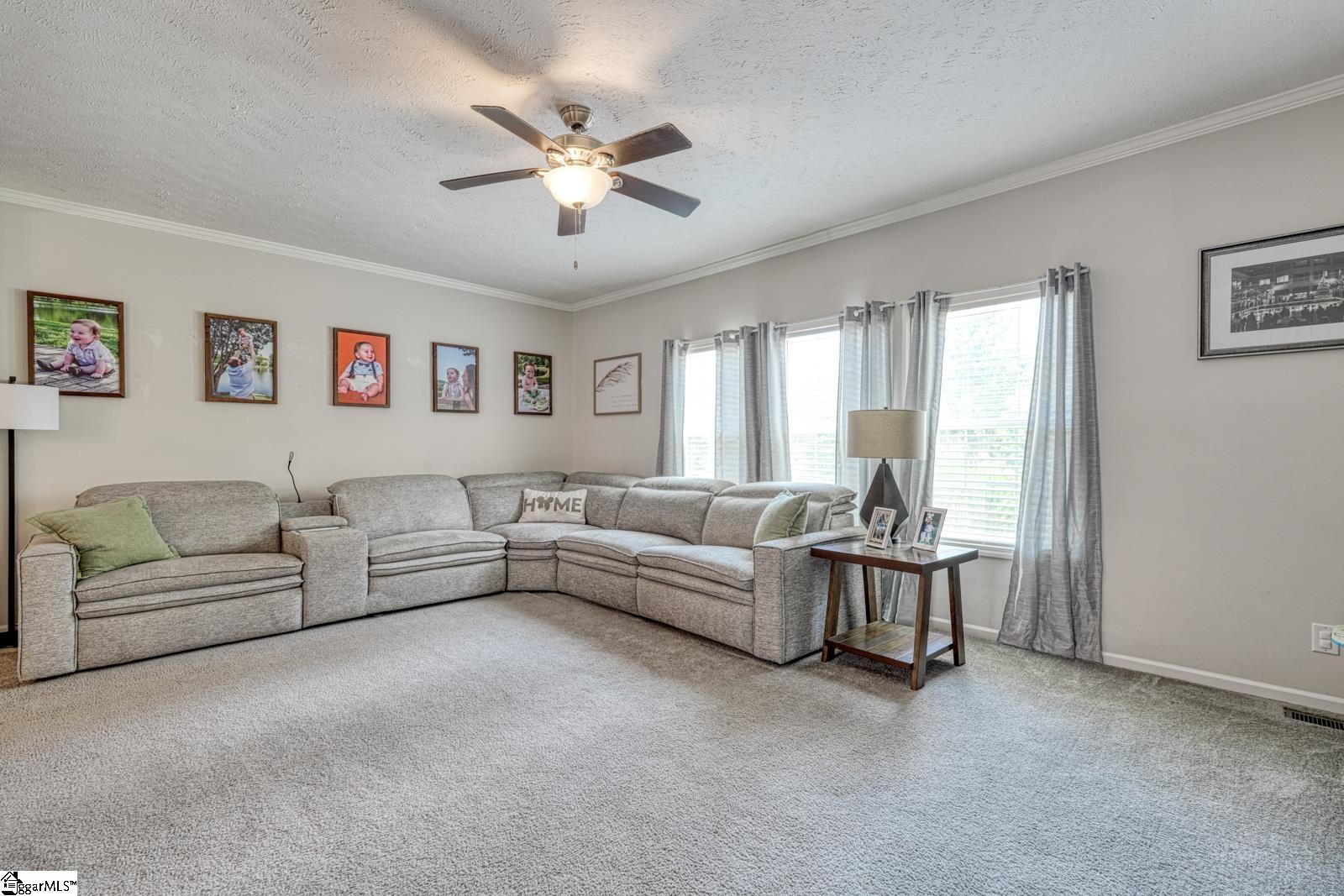 39 Gibson Road Greenville, SC 29617 - Photo 6 of 25 Gallery Image 6