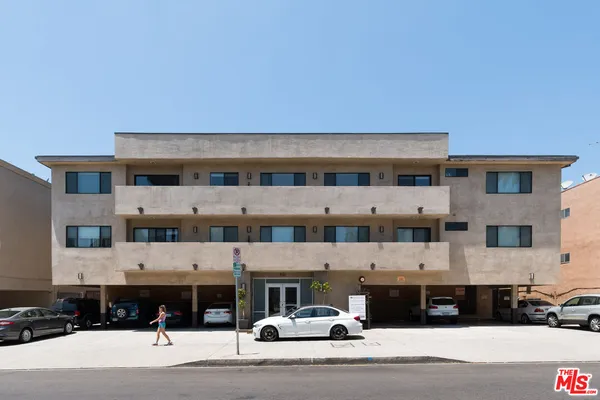 $3,450 | 931 North Alfred Street, Unit 306, Los Angeles, CA 90069