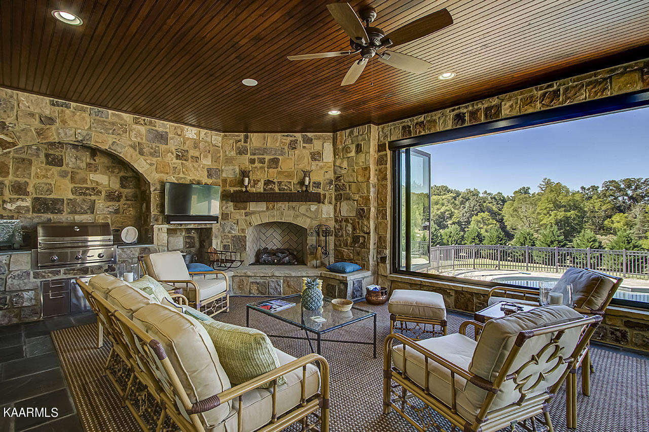 2175 Maples Branch Road Sevierville, TN 37876 - Photo 16 of 39 IMG_6317LR