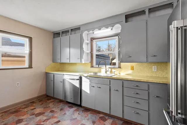 $165,000 | 725 Maiden Lane, Shawano, WI 54166