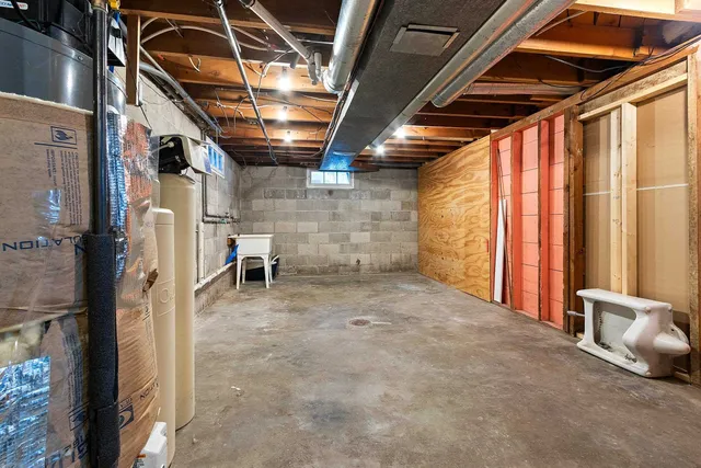 $165,000 | 725 Maiden Lane, Shawano, WI 54166