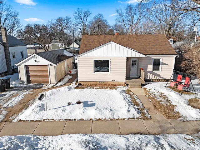 $165,000 | 725 Maiden Lane, Shawano, WI 54166