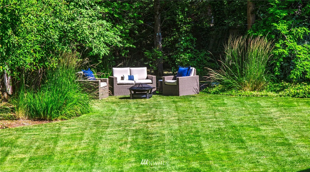 2740 Evergreen Point Road Medina, WA 98039 - Photo 1 of 24