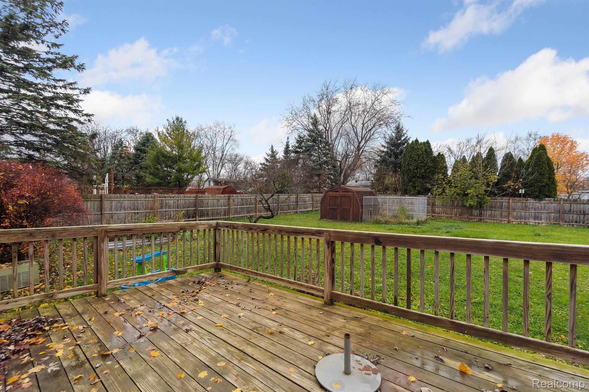 2464 West Maple Avenue Flint, MI 48507 - Photo 27 of 35 Gallery Image 27