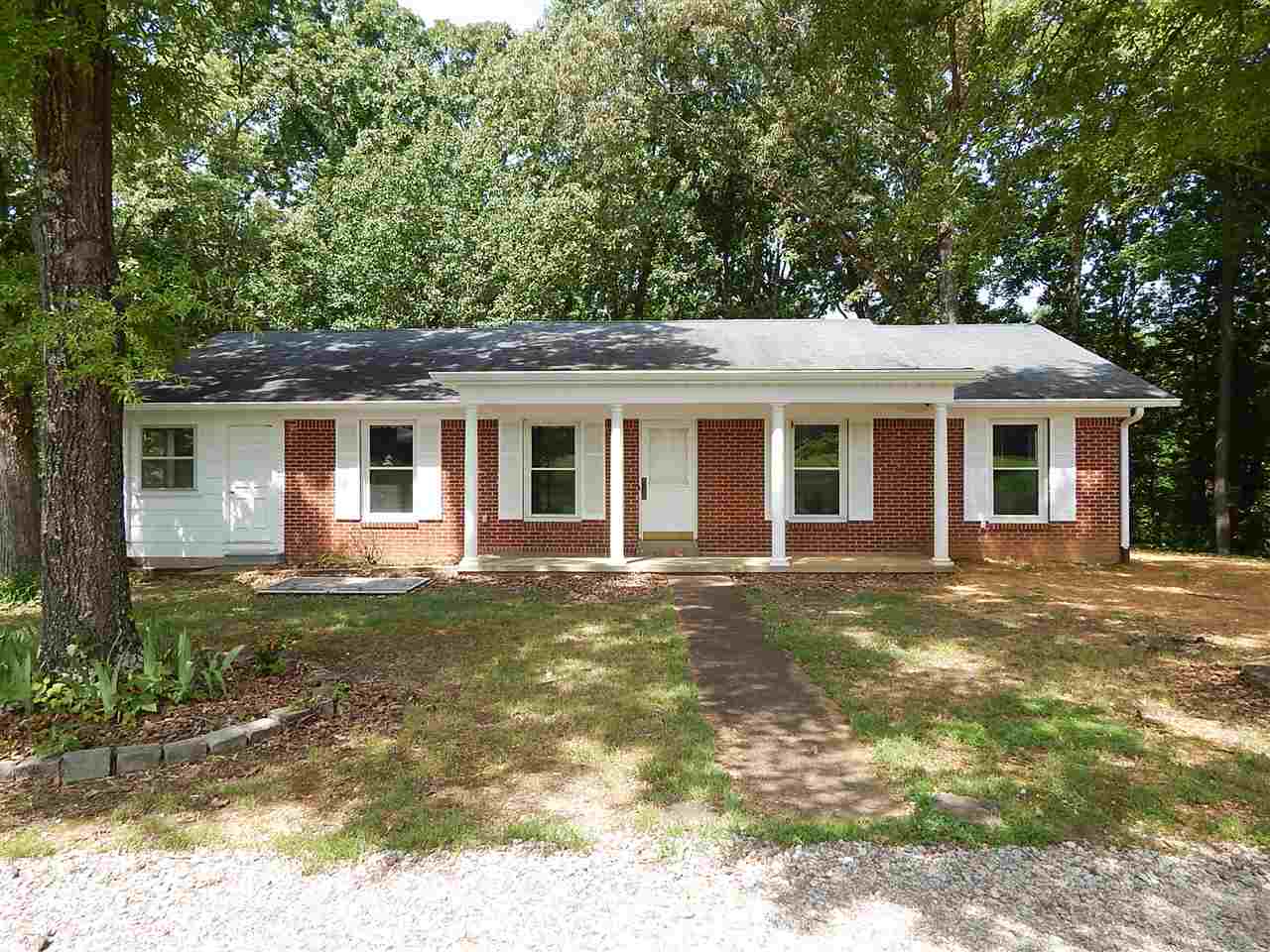 8405 Clifton Road Savannah, TN 38372 - Photo 1 of 25 Gallery Image 1