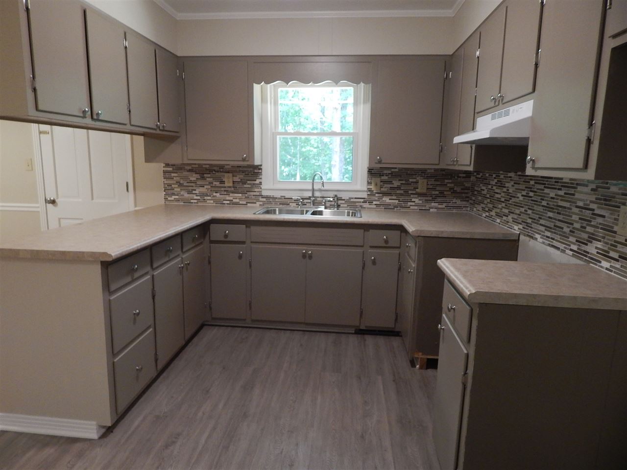 8405 Clifton Road Savannah, TN 38372 - Photo 6 of 25 Gallery Image 6