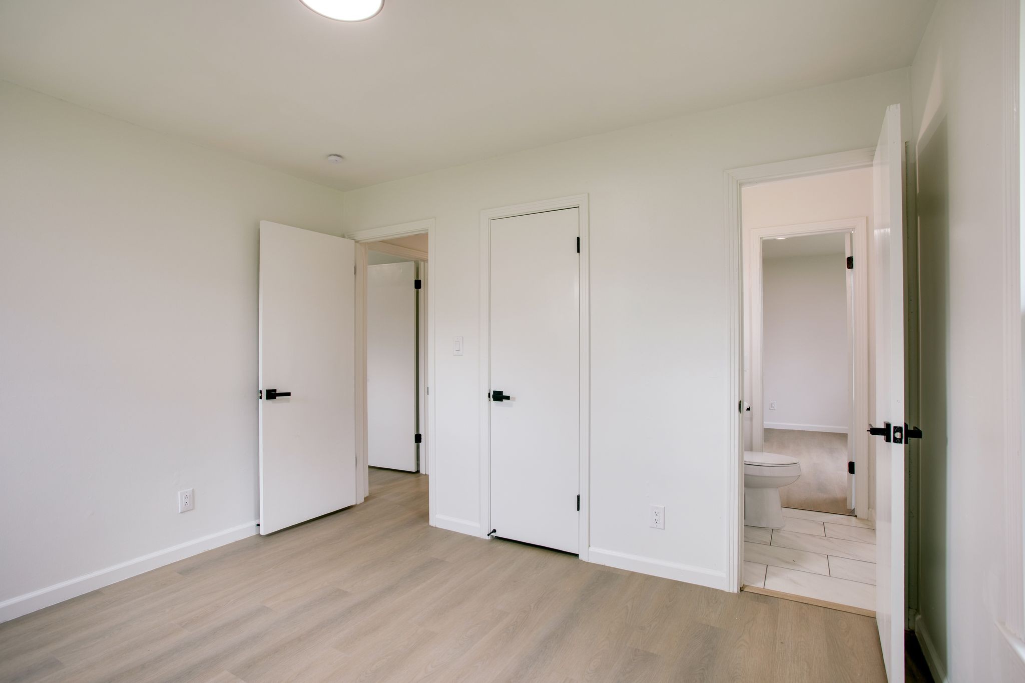 223 Hampton Road Columbia, TN 38401 - Photo 20 of 38 a view of an empty room