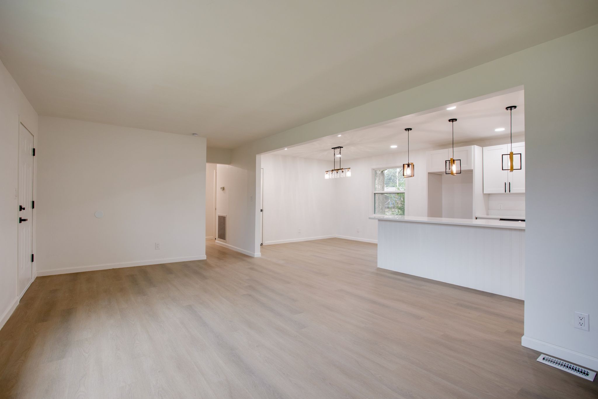 223 Hampton Road Columbia, TN 38401 - Photo 8 of 38 wooden floor in an empty room